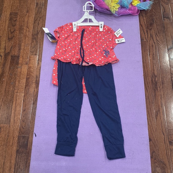Girls Pj’s - Picture 5 of 7